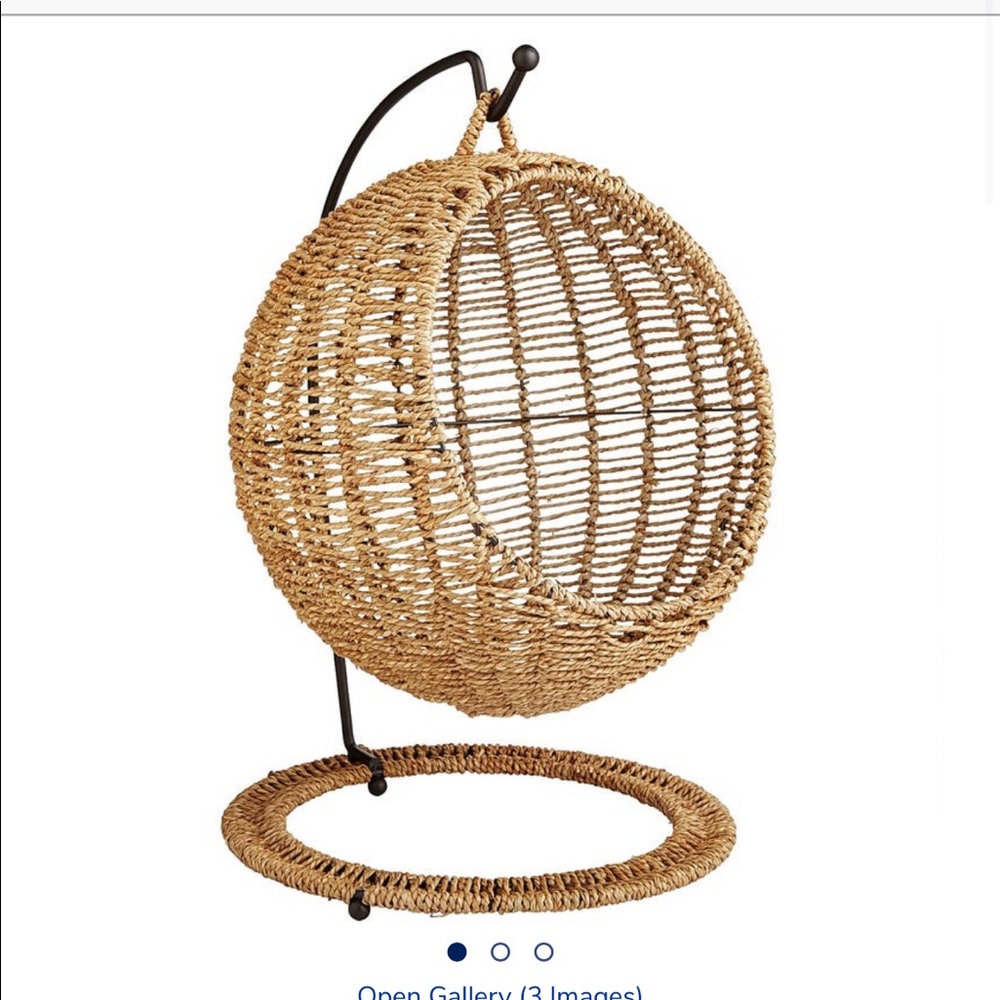 ISO*** Hand woven fruitasan fruit holder pier 1